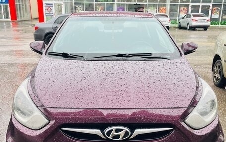 Hyundai Solaris II рестайлинг, 2011 год, 725 000 рублей, 1 фотография