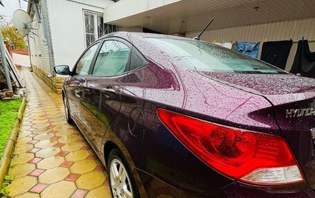 Hyundai Solaris II рестайлинг, 2011 год, 725 000 рублей, 3 фотография