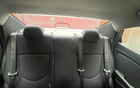 Hyundai Solaris II рестайлинг, 2011 год, 725 000 рублей, 8 фотография