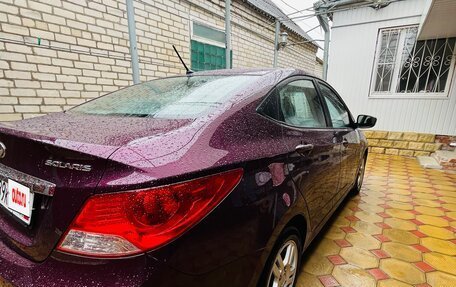 Hyundai Solaris II рестайлинг, 2011 год, 725 000 рублей, 4 фотография