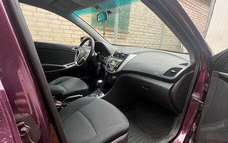 Hyundai Solaris II рестайлинг, 2011 год, 725 000 рублей, 9 фотография