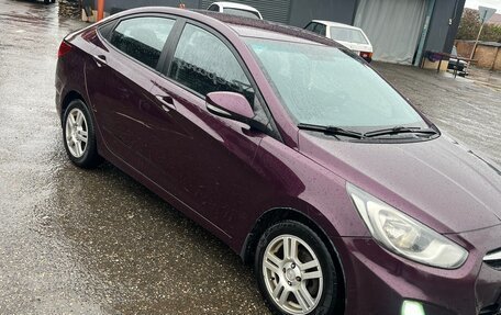 Hyundai Solaris II рестайлинг, 2011 год, 725 000 рублей, 14 фотография