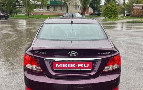 Hyundai Solaris II рестайлинг, 2011 год, 725 000 рублей, 12 фотография