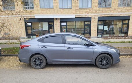 Hyundai Solaris II рестайлинг, 2019 год, 1 170 000 рублей, 2 фотография