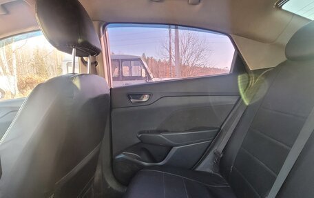 Hyundai Solaris II рестайлинг, 2019 год, 1 170 000 рублей, 17 фотография