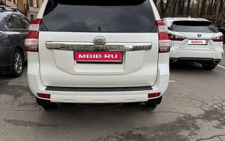 Toyota Land Cruiser Prado 150 рестайлинг 2, 2017 год, 4 000 000 рублей, 2 фотография