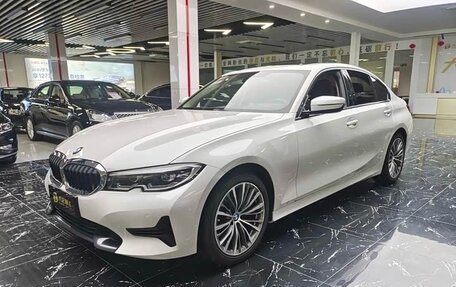 BMW 3 серия, 2021 год, 3 098 000 рублей, 2 фотография