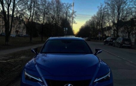 Lexus IS III, 2021 год, 4 920 000 рублей, 2 фотография