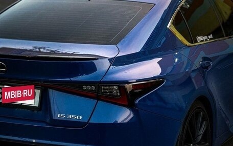 Lexus IS III, 2021 год, 4 920 000 рублей, 3 фотография