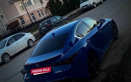 Lexus IS III, 2021 год, 4 920 000 рублей, 5 фотография