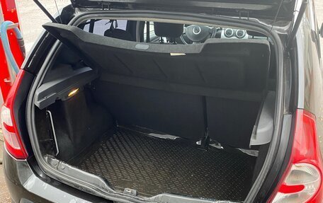 Renault Sandero I, 2011 год, 700 000 рублей, 17 фотография