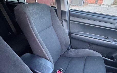 Toyota Corolla, 2019 год, 1 300 000 рублей, 9 фотография