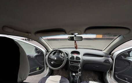 Peugeot 206, 2004 год, 300 000 рублей, 10 фотография