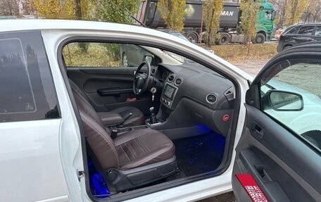 Ford Focus II рестайлинг, 2006 год, 330 000 рублей, 6 фотография