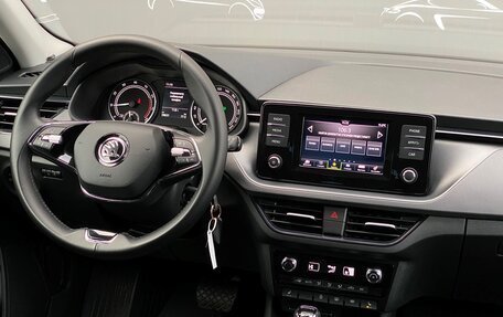 Skoda Rapid II, 2021 год, 1 939 900 рублей, 13 фотография