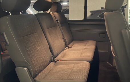 Volkswagen Caravelle T6 рестайлинг, 2017 год, 3 550 000 рублей, 18 фотография