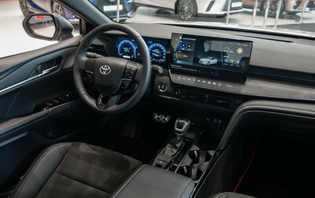 Toyota Camry, 2025 год, 4 968 000 рублей, 5 фотография