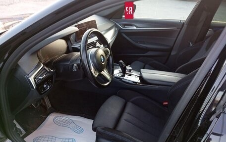 BMW 5 серия, 2021 год, 4 484 000 рублей, 14 фотография