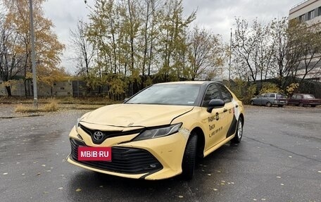 Toyota Camry, 2018 год, 1 350 000 рублей, 1 фотография