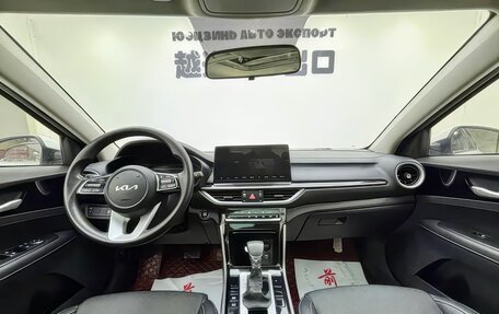 KIA K3, 2022 год, 1 880 000 рублей, 7 фотография