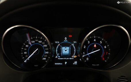 Jaguar F-Pace, 2016 год, 3 650 000 рублей, 11 фотография