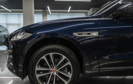 Jaguar F-Pace, 2016 год, 3 650 000 рублей, 23 фотография