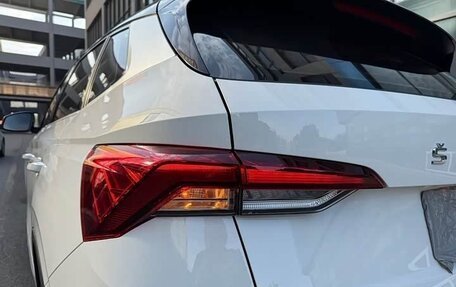 Skoda Kamiq I, 2022 год, 2 240 000 рублей, 23 фотография