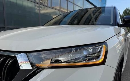 Skoda Kamiq I, 2022 год, 2 240 000 рублей, 22 фотография