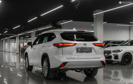 Toyota Highlander, 2025 год, 6 250 000 рублей, 5 фотография