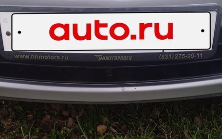 Nissan Tiida, 2010 год, 700 000 рублей, 1 фотография