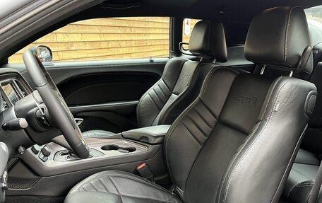 Dodge Challenger III рестайлинг 2, 2021 год, 12 140 000 рублей, 16 фотография