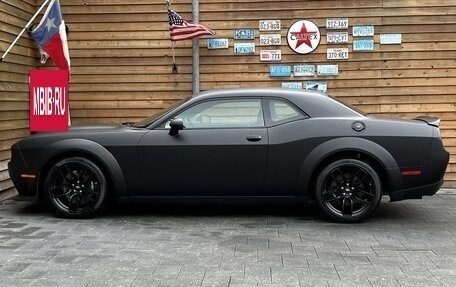 Dodge Challenger III рестайлинг 2, 2021 год, 12 140 000 рублей, 7 фотография