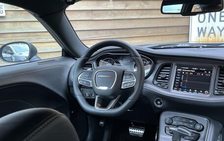 Dodge Challenger III рестайлинг 2, 2021 год, 12 140 000 рублей, 20 фотография