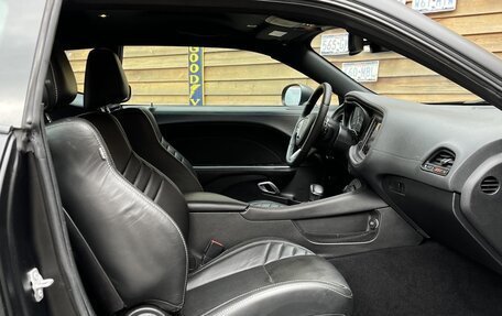 Dodge Challenger III рестайлинг 2, 2021 год, 12 140 000 рублей, 25 фотография