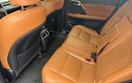 Lexus RX IV рестайлинг, 2019 год, 4 600 000 рублей, 9 фотография