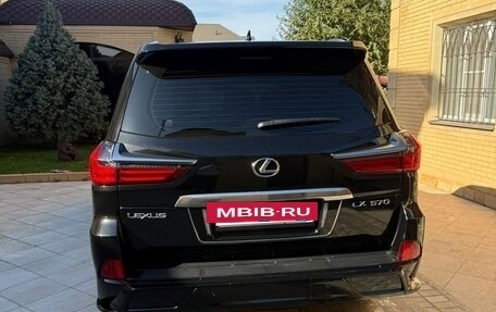 Lexus LX III, 2018 год, 8 150 000 рублей, 4 фотография