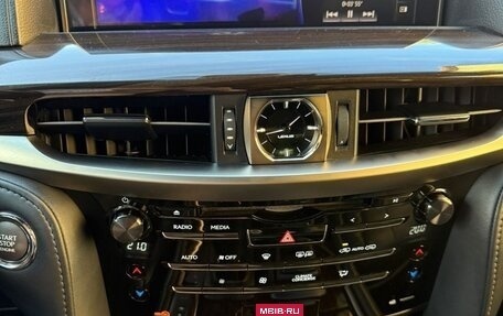 Lexus LX III, 2018 год, 8 150 000 рублей, 3 фотография