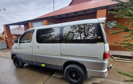 Toyota Regius, 1997 год, 1 205 000 рублей, 4 фотография