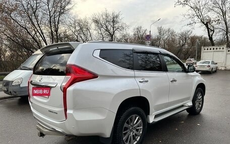 Mitsubishi Pajero Sport III рестайлинг, 2019 год, 3 500 000 рублей, 5 фотография