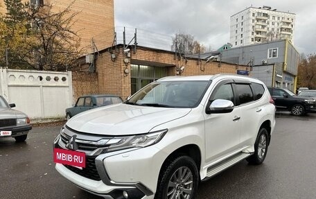 Mitsubishi Pajero Sport III рестайлинг, 2019 год, 3 500 000 рублей, 7 фотография