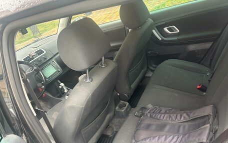 Skoda Fabia II, 2009 год, 550 000 рублей, 8 фотография