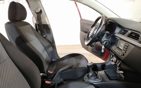 KIA Rio IV, 2017 год, 950 000 рублей, 25 фотография