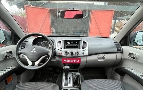 Mitsubishi L200 IV рестайлинг, 2011 год, 1 370 000 рублей, 7 фотография