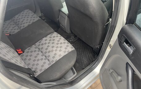 Ford Focus II рестайлинг, 2006 год, 350 000 рублей, 5 фотография