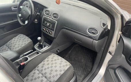 Ford Focus II рестайлинг, 2006 год, 350 000 рублей, 4 фотография