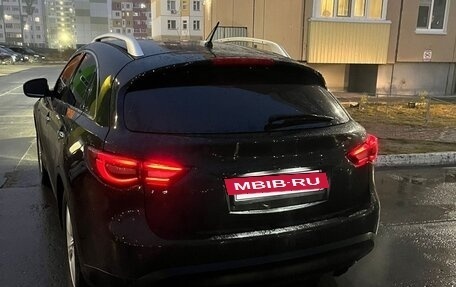 Infiniti FX II, 2011 год, 2 150 000 рублей, 6 фотография