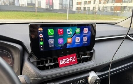 Toyota RAV4, 2023 год, 3 800 000 рублей, 6 фотография