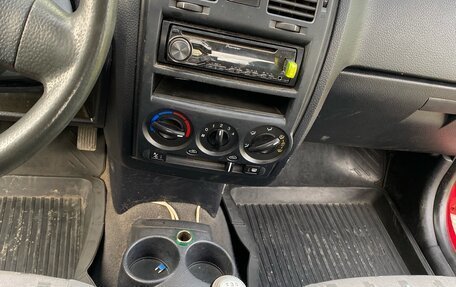 Hyundai Getz I рестайлинг, 2004 год, 400 000 рублей, 6 фотография