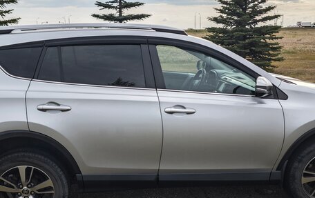 Toyota RAV4, 2016 год, 2 900 000 рублей, 6 фотография