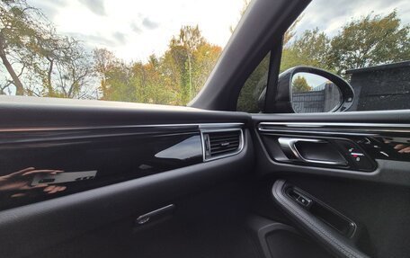 Porsche Macan I рестайлинг, 2015 год, 3 200 000 рублей, 17 фотография